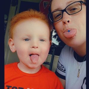 Meet your Posher, Desiree